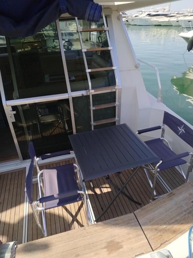 Ferretti 36 ' Bateau à Quai Vieux-Port Cannes Festival La Croisette Esterno foto