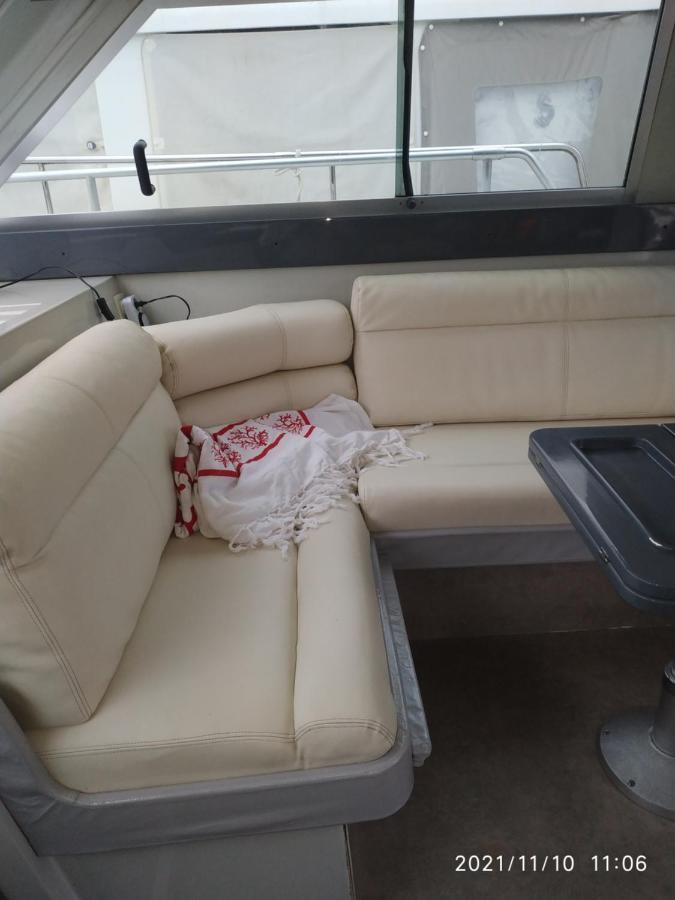 Ferretti 36 ' Bateau à Quai Vieux-Port Cannes Festival La Croisette Esterno foto