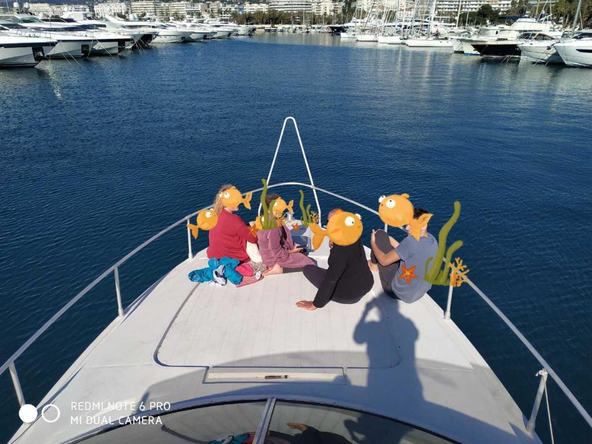 Ferretti 36 ' Bateau à Quai Vieux-Port Cannes Festival La Croisette Esterno foto