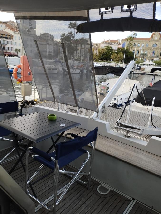 Ferretti 36 ' Bateau à Quai Vieux-Port Cannes Festival La Croisette Esterno foto