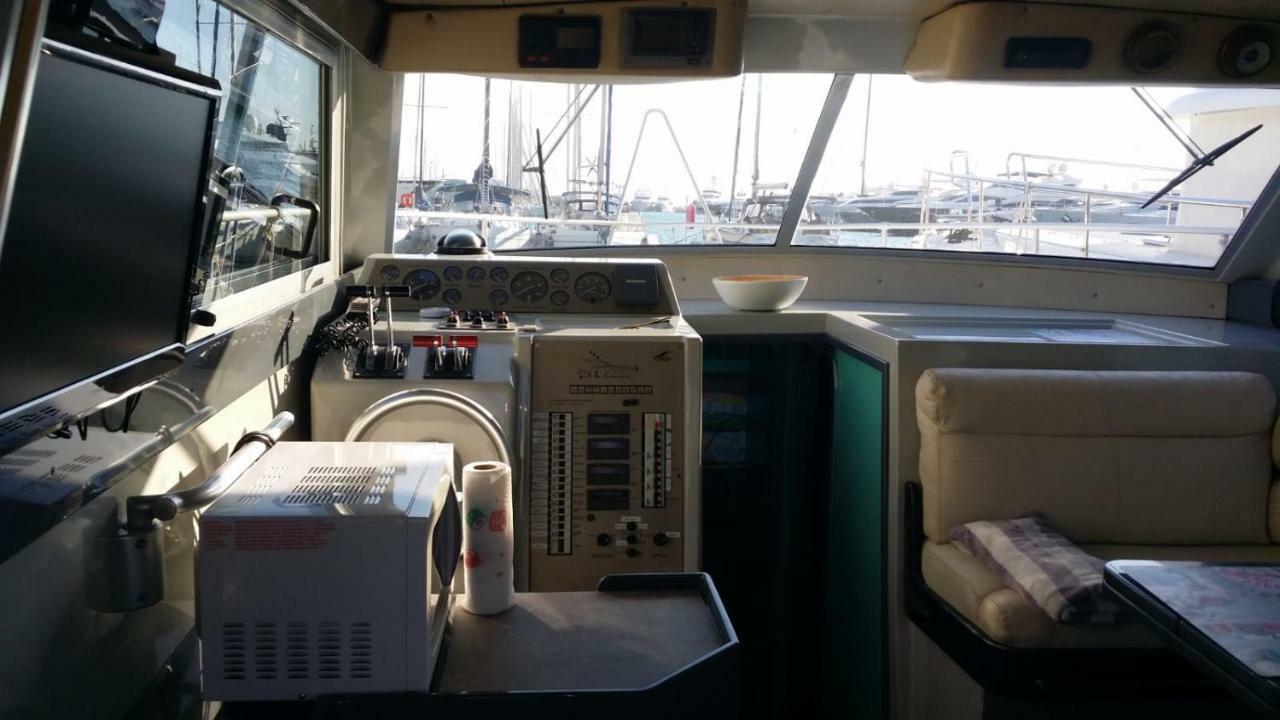 Ferretti 36 ' Bateau à Quai Vieux-Port Cannes Festival La Croisette Esterno foto