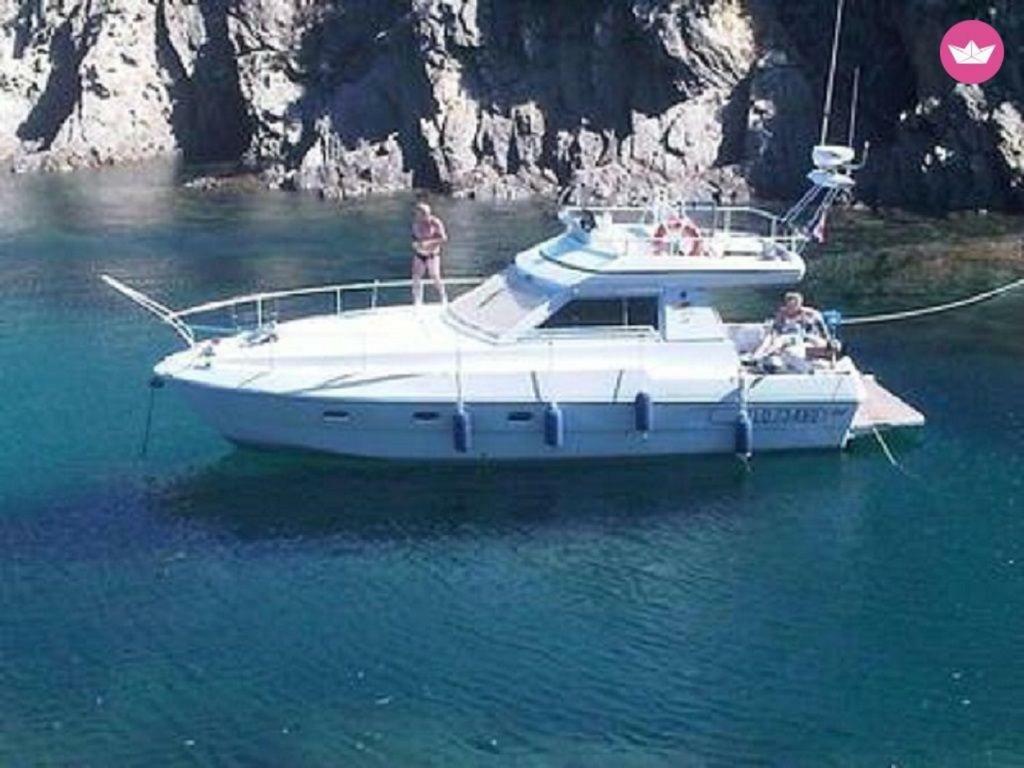 Ferretti 36 ' Bateau à Quai Vieux-Port Cannes Festival La Croisette Esterno foto
