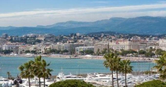 Ferretti 36 ' Bateau à Quai Vieux-Port Cannes Festival La Croisette Esterno foto